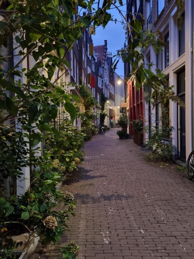 Here'S Lucy Amsterdam Exteriör bild
